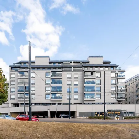 Daire Sea View Studio, Tram Nearby, Netflix, Kamppi *